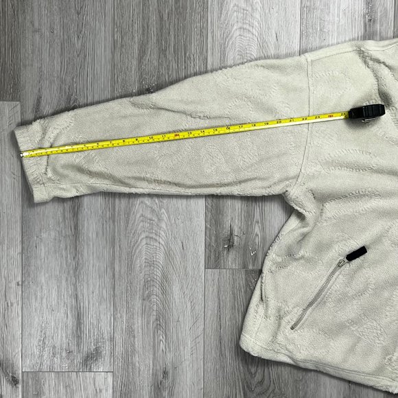 Northern Elements Shoe Prints Vintage Beige Large Fleece Jacket - Picture 7 of 7